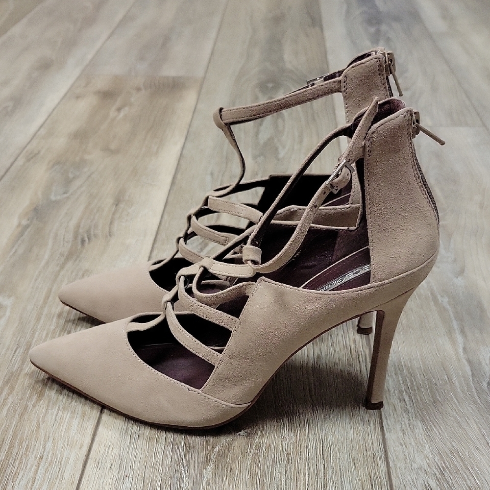 BCBGeneration Size 9 Thatcher Tan Suede Leather T-Strap Stiletto Pumps - Picture 7 of 8